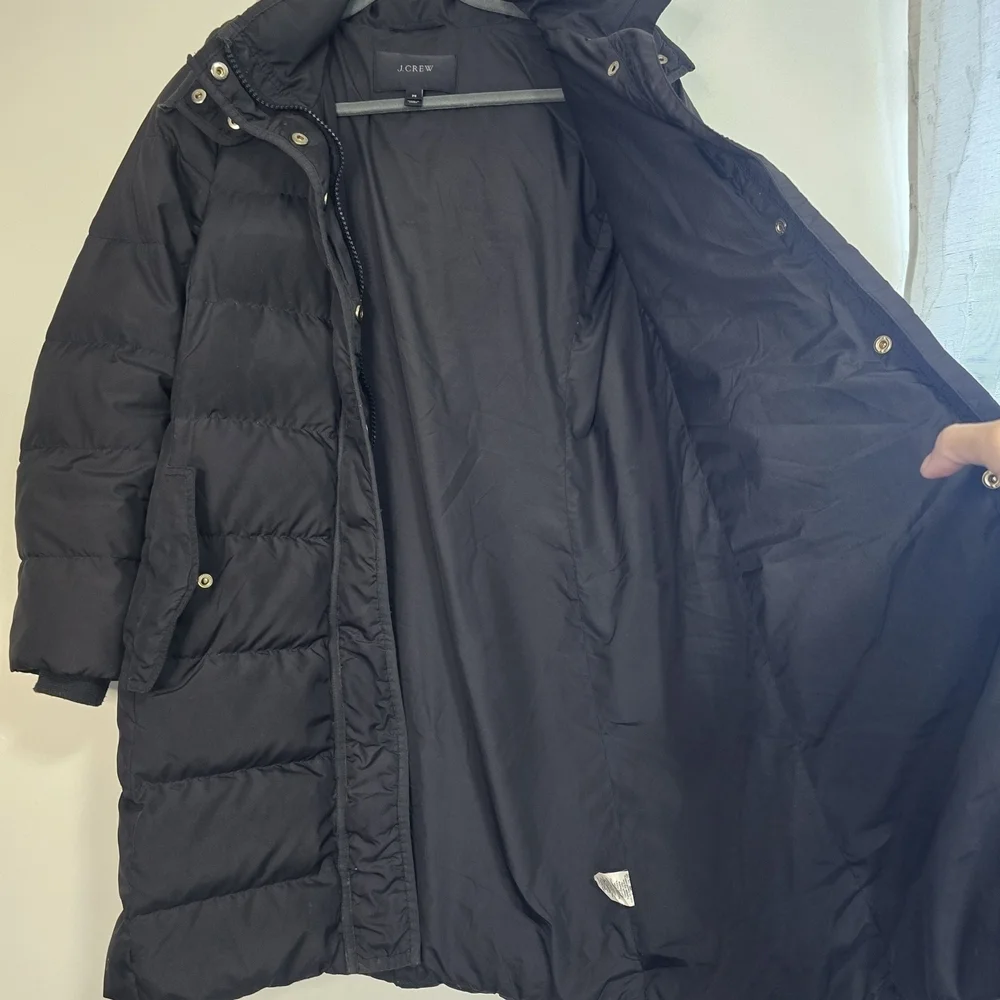 J. Crew Hooded Puffer Coat in black Down Waterfowl Feathers Winter Outdoor